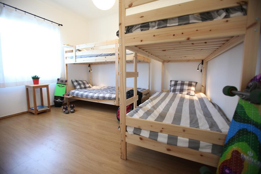 Hostel Moka Surfhouse Ericeira Zimmer foto